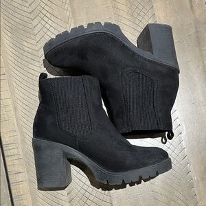 Black Suede Block Heel Chelsea Booties - Women